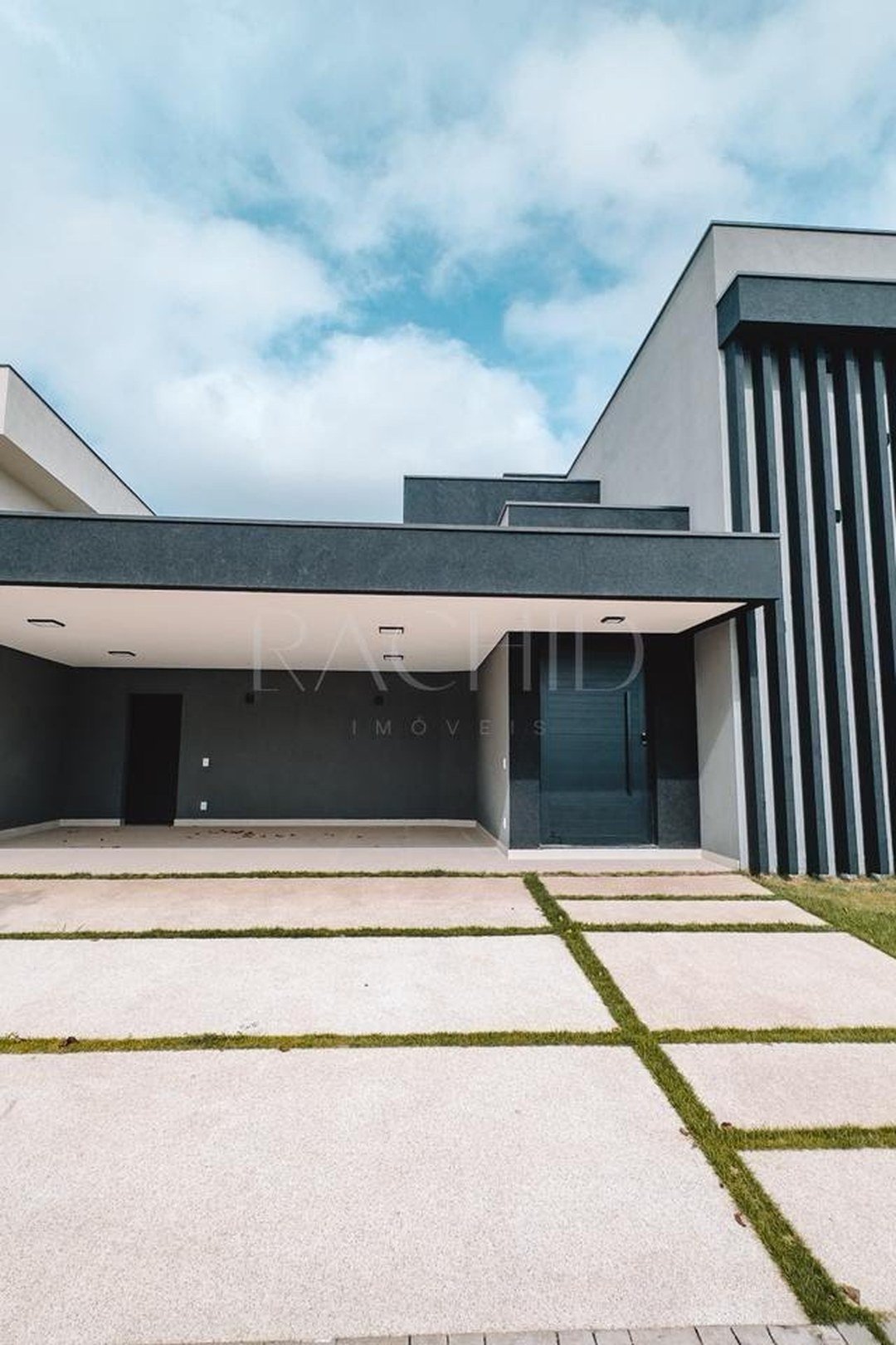 Casa em condomínio em Urbanova